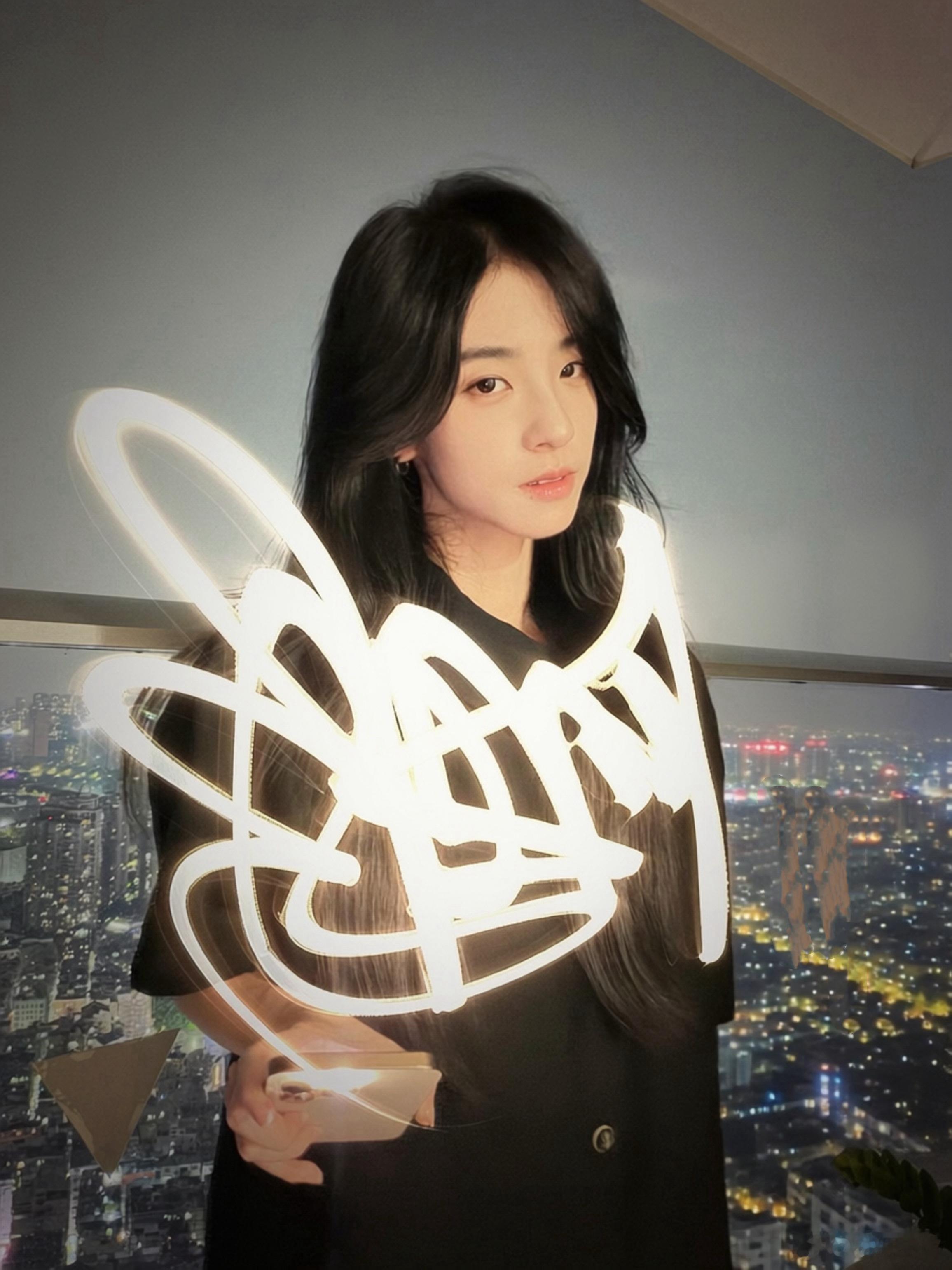 林思彤77[超话] 燃尽了 好好上学 贝贝 ​​​