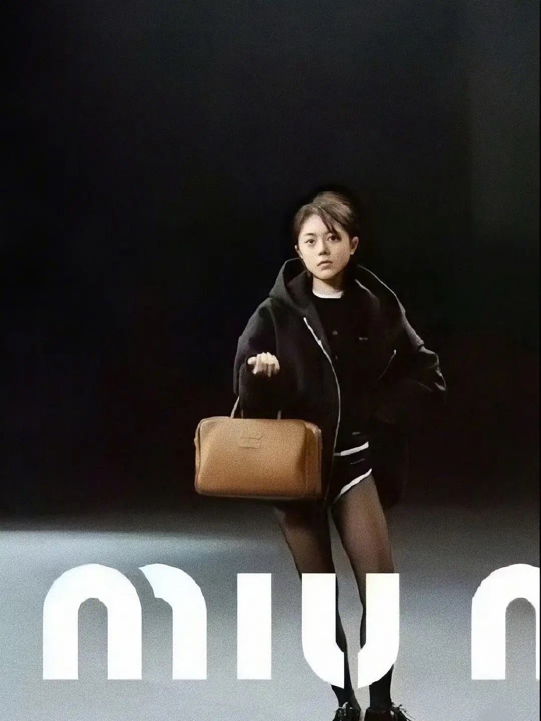 赵今麦是得罪品牌方了嘛？怎么拍成这样 