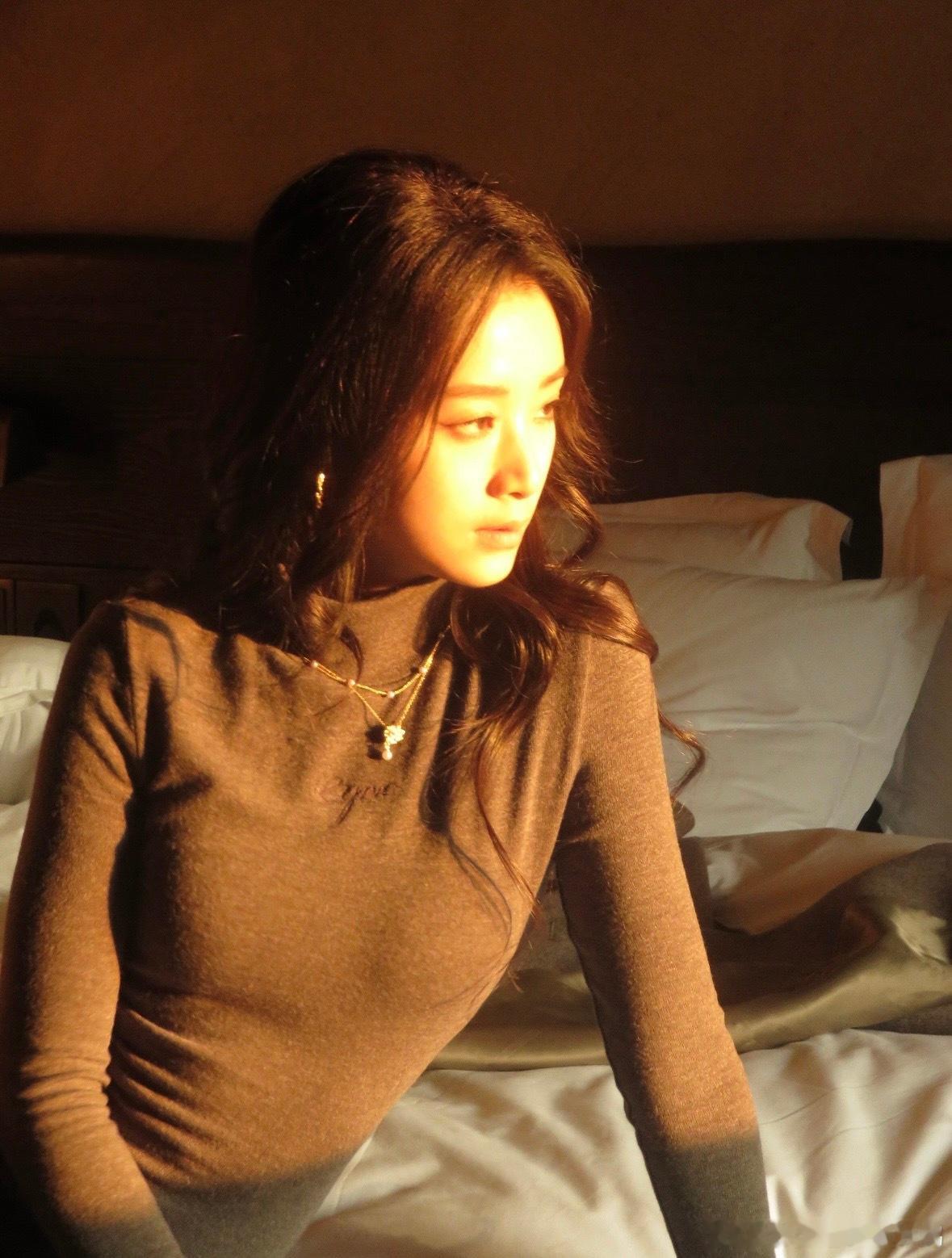 看完这阵容心理委员不用来了年度大赏派对不光有超多实力演员，连年度好嗑CP都到场见