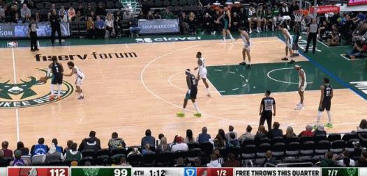 外拆接球三分~！ 