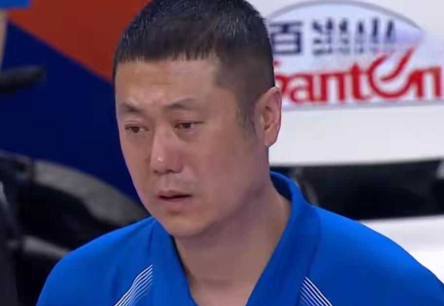 赵勇不用自责，输给巴西正常，如果赢了巴西才不正常。
这是一支年轻的队伍，一支队伍