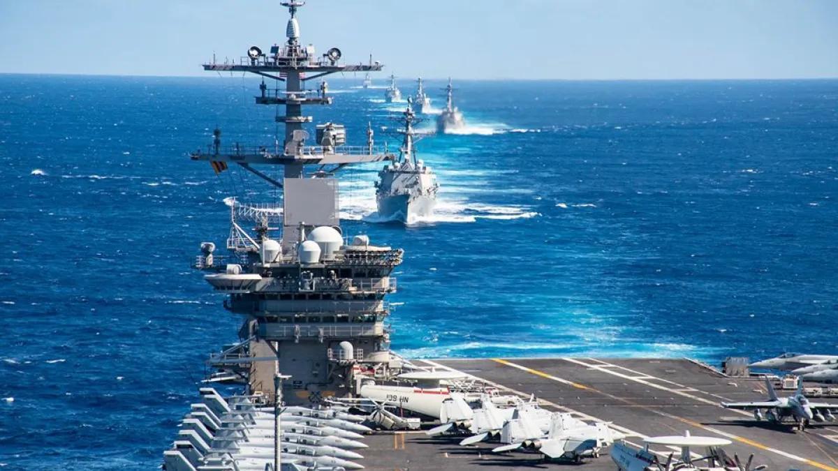 美军首艘无人机航母终于就位，美媒先泼了盆冷水。

2026年8月，罗斯福号航母完