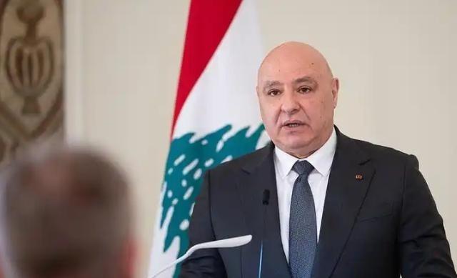 真没想到，中东的天说变就变！美以联军还没缓过神，德黑兰上空竟杀出一支“神秘天兵“