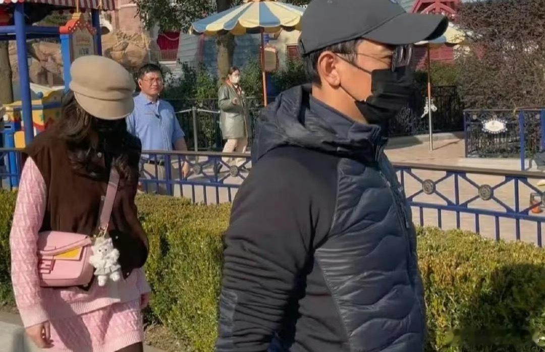 明明是一家人共同面对悲痛，却总有人拿IP地址说事，真的没必要。 