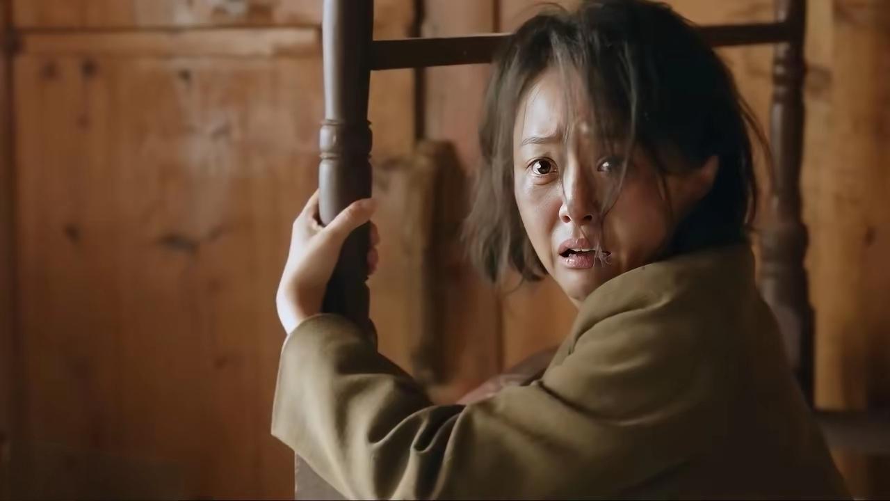 追剧《我的山与海》 方婉之的原生家庭的穷亲戚大都是愚昧、自私的，但方婉之却全员救