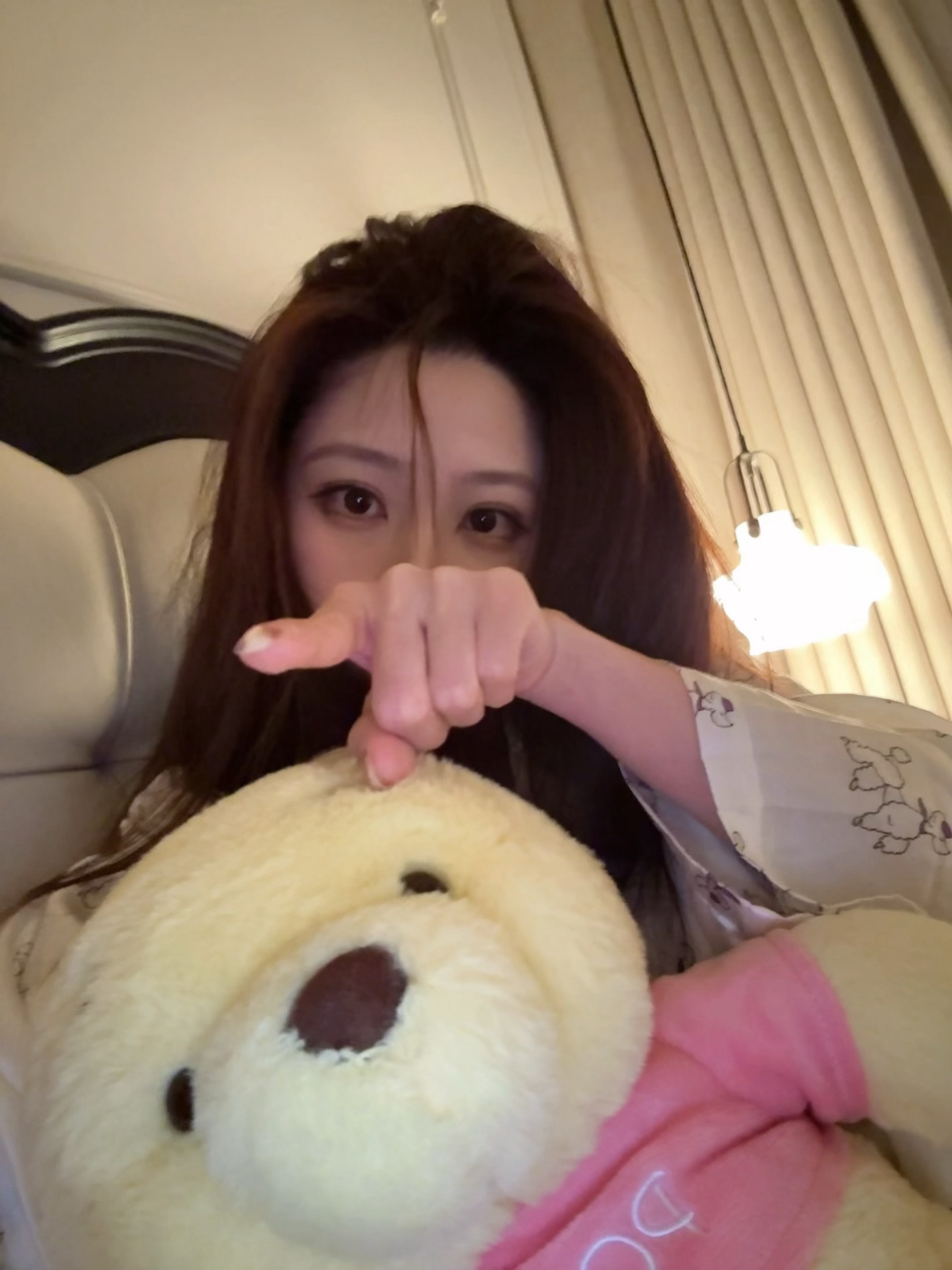 你咋不睡觉呢？ 