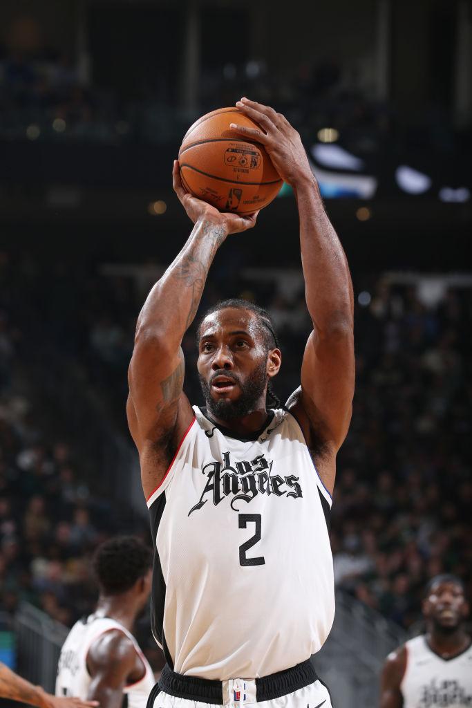 健康的莱纳德专打联盟门面球员

快船战胜森林狼，莱纳德打爆爱德华兹，莱纳德本场投