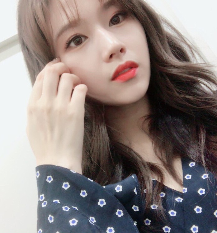 sana 虽然很多人叫你妈咪 但我永远记得你的少女时代 