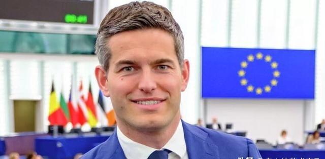 上任仅一天，荷兰新任外交大臣，就故意朝中国发难！当地时间2月23日，荷兰最年轻的