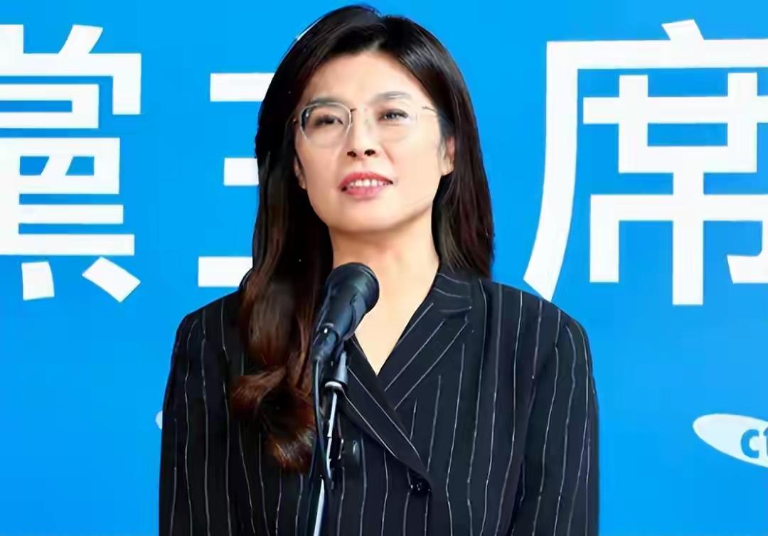 从掘墓人到守墓人
      国民党原本是送台独入墓的力量，为何内部走出了掘墓人