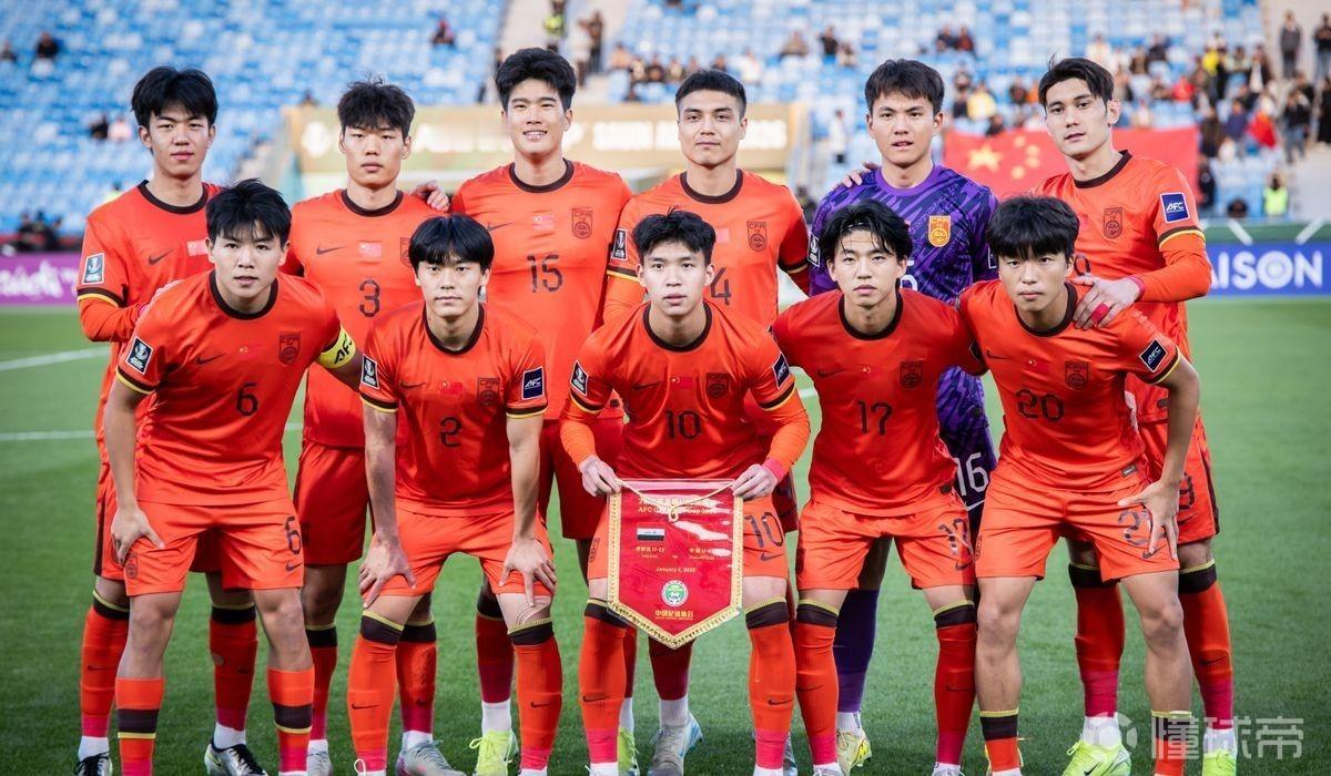 看好中国队创造奇迹击败日本夺冠的五大理由：
1.半决赛对阵越南一战安东尼奥轮换了