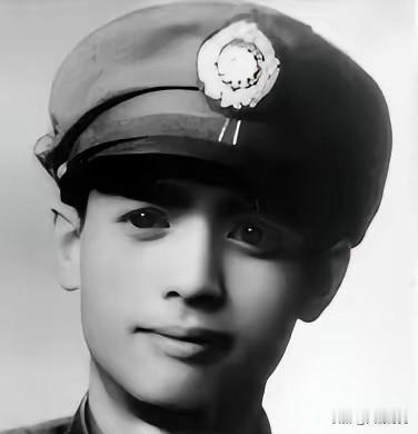 1949年国民党中将韩任民：丧子之后，亲手斩断蒋介石留的所有退路

一九四九年时