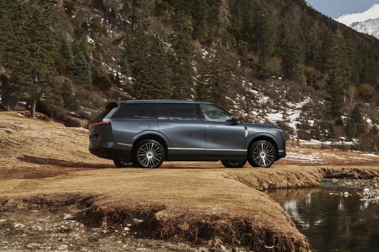 新科技旗舰小鹏GX来了
小鹏真正的旗舰SUV，新能源大六座市场又一个得力之作，小