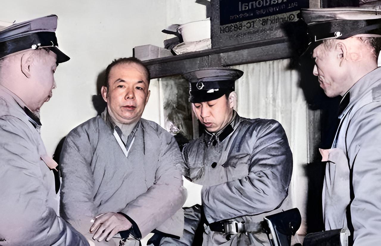 1983年，最后一位 国民党的军统特务“北京站站长”被捕了，没想到，公安逮捕他的
