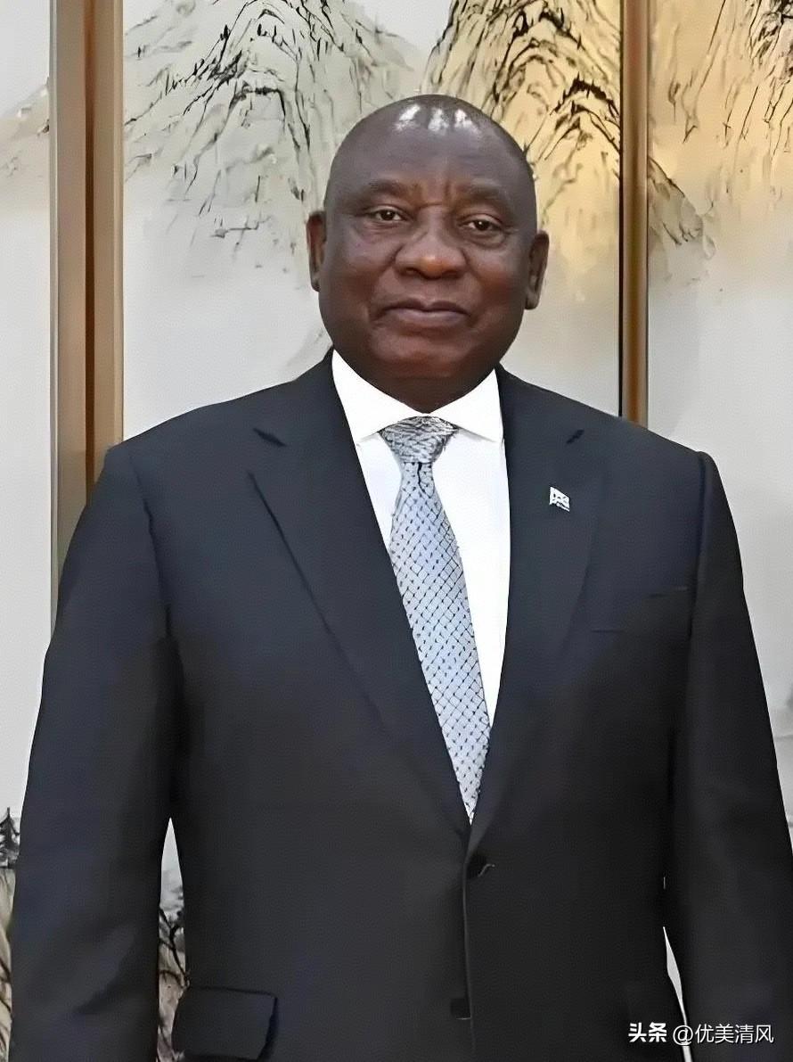 南非，这一刀砍得真狠！
中国钢企在非洲彻底“芭比Q”了。就在3月20日，南非国际