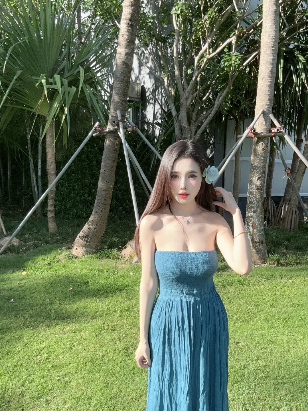 跟我炫富没有用啊 我又不懂名牌 给我转账我就知道你有钱了