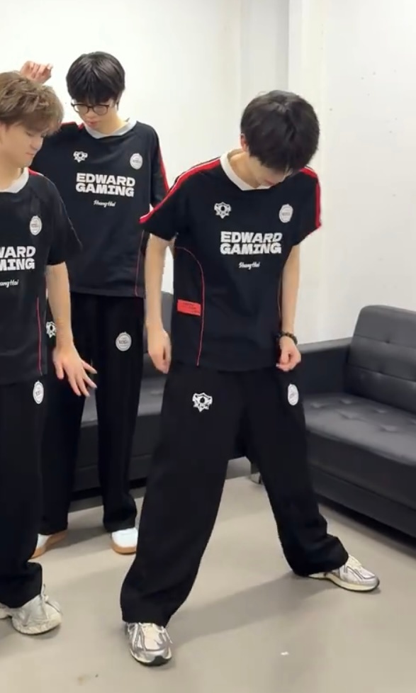 怎么既笨又笨的