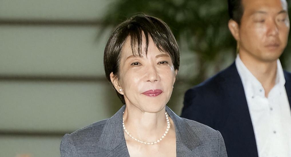 往火坑里跳！军费狂飙破10万亿，自己人先腿软，国内炸锅死磕到底
 
日本防卫预算