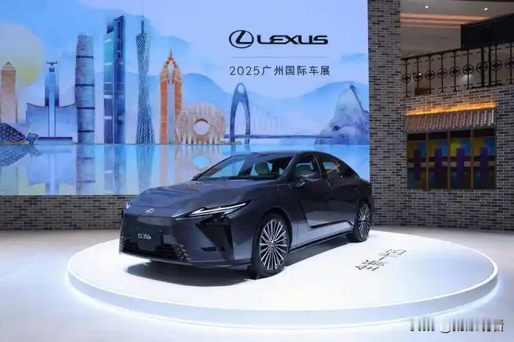 2025广州车展黑科技震撼刷屏！新科技重构未来出行想象
 
当珠江畔的科技热潮遇