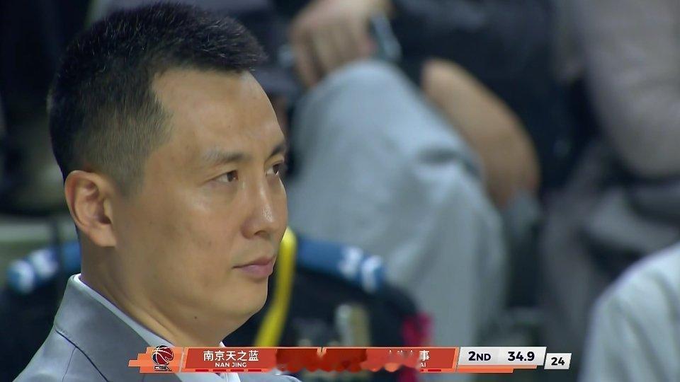 同曦男篮vs上海男篮 有点刺激 