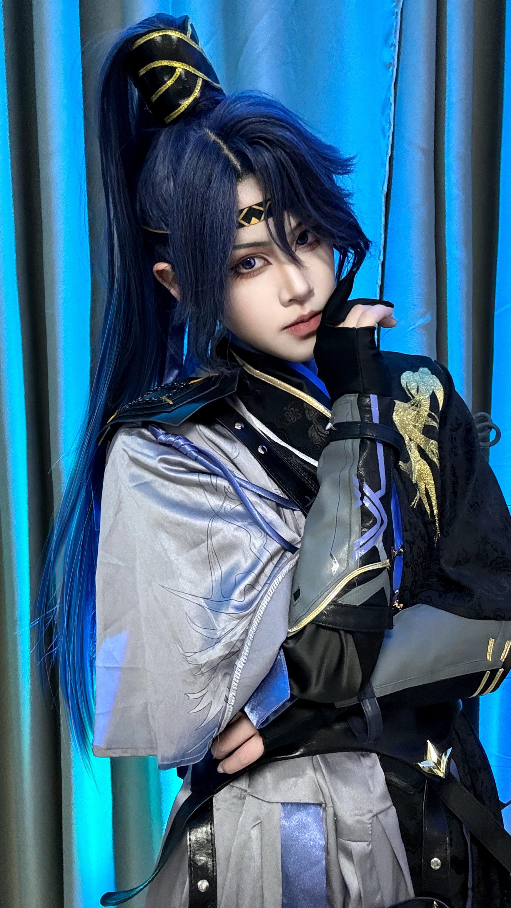 #如坏[超话]##cos##代号鸢##傅融# 第一次出男人！美甲ooc致歉！  