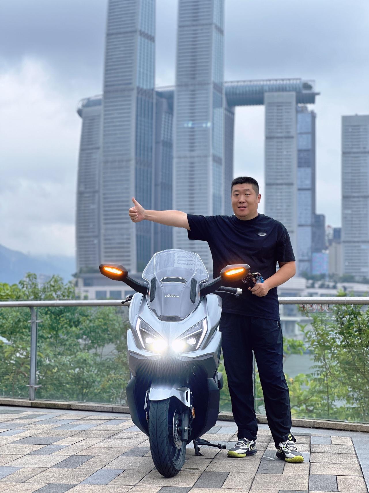 号称小佛沙的五羊本田NWZ150见到实车了！不得不说真的是太帅气了！这车的颜值和