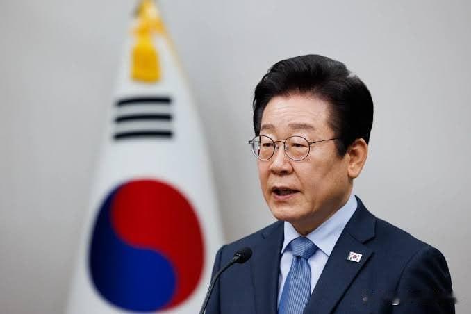 韩国总统李在明在今天举行的新闻发布会上表示，韩国不会向中东地区或霍尔木兹海峡周边