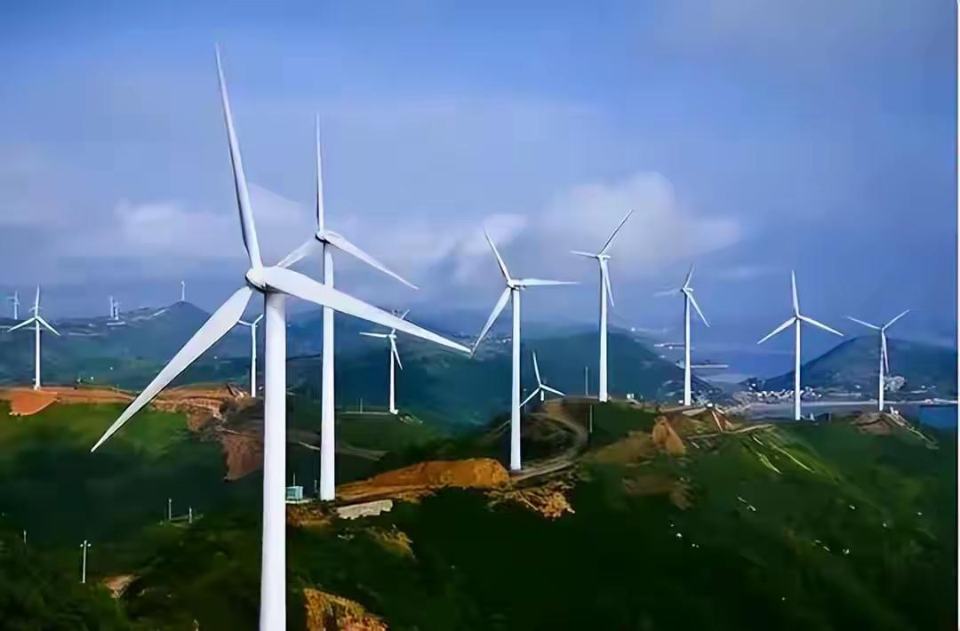 倒打一耙！
对于美伊冲突造成的全球石油紧张，欧洲能源价格高企的状况，特朗普又来污