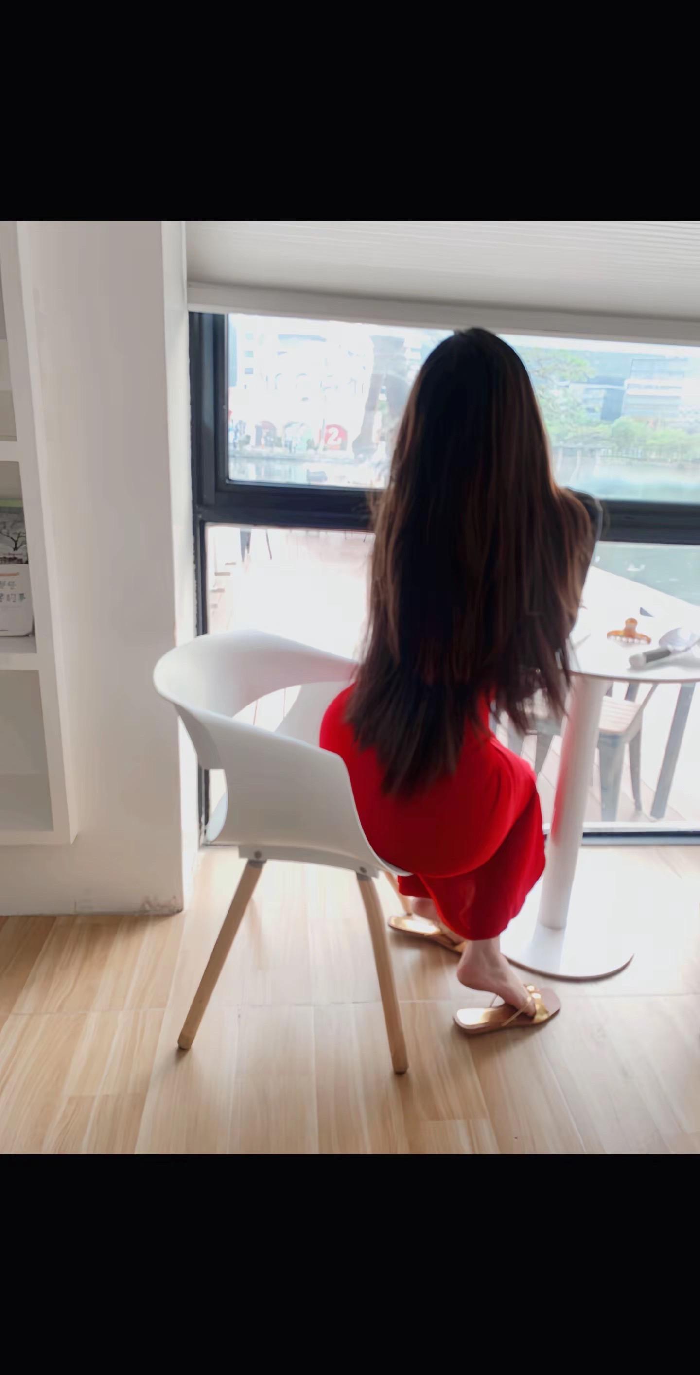 就让清晨的第一缕阳光 洒满我们身上 满满的正能量