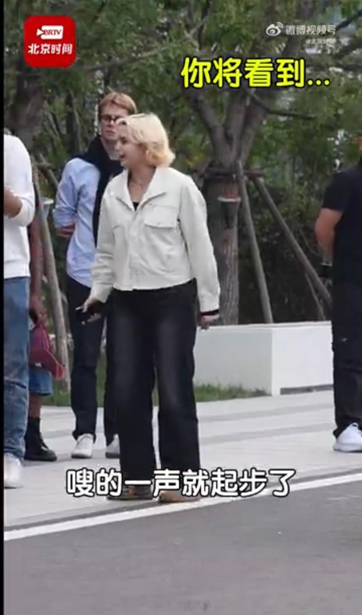 #老外惊呼中国科技过于先进# 中国除了美食，优秀的历史文化，当然科技创新领域也是