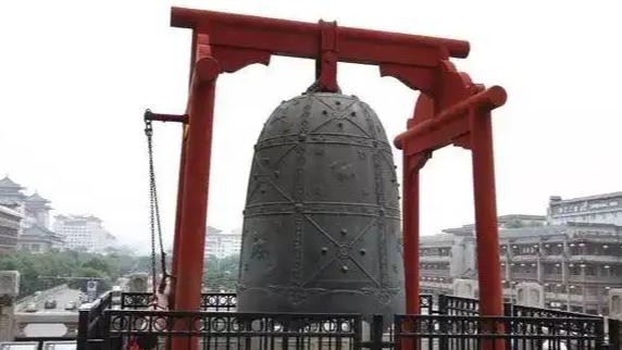 景云钟作为“天下第一名钟”，其声能够穿透千年历史，在于其精妙的铸造工艺。这口唐代