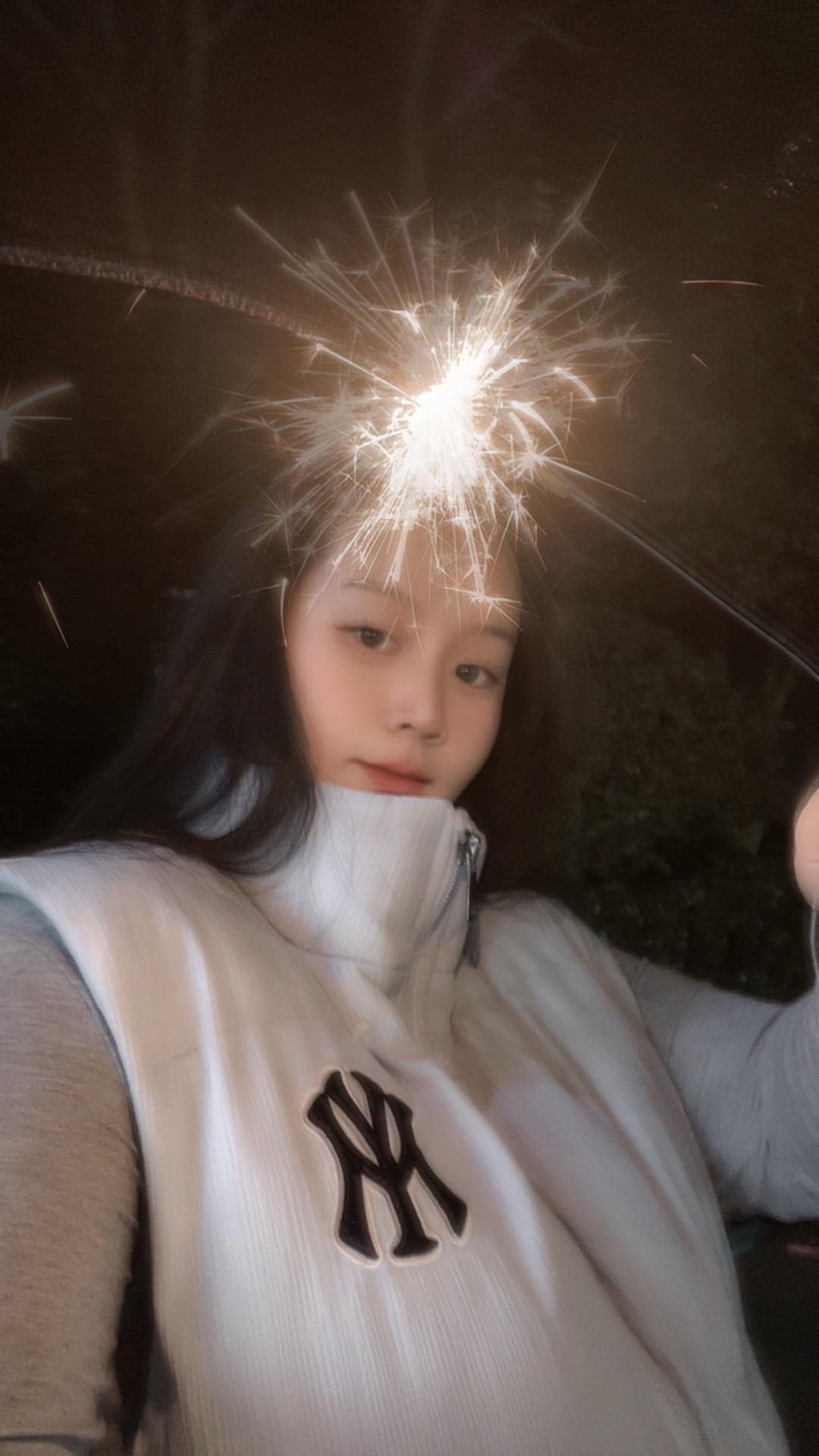 照片是去年呢 歌曲事刚收藏的