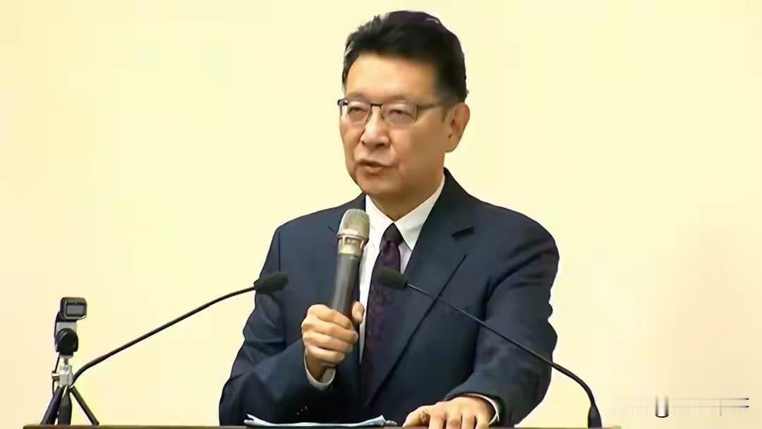 听说郑丽文要去大陆，赵少康这声“让郑丽文去！”太提气了！与其陷在无意义的内耗里掰