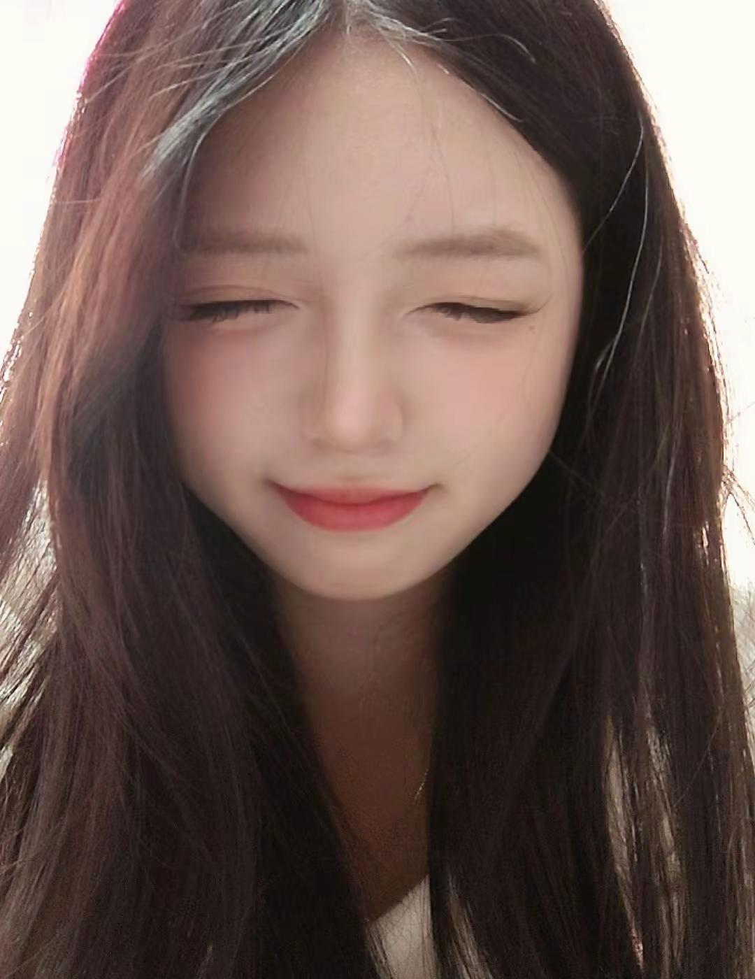 装忧郁被狗追 装可爱被猫抓 我再也不要装了 我要当一坨大便˵>ヮ<˵狮子座 火鸡