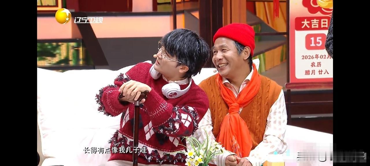 宋小宝这回真有点悬了！
昨晚看了辽视春晚的小品，
心里不是滋味。宋小宝带着杨树林