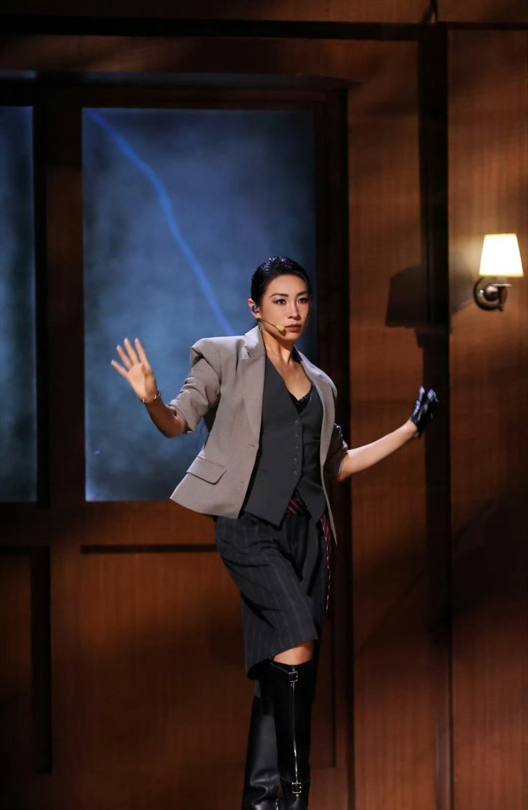 淡淡 你不觉得女人真的很美味吗淡淡你没喝中药就算了！怎么能这么帅！！攻味十足！ 