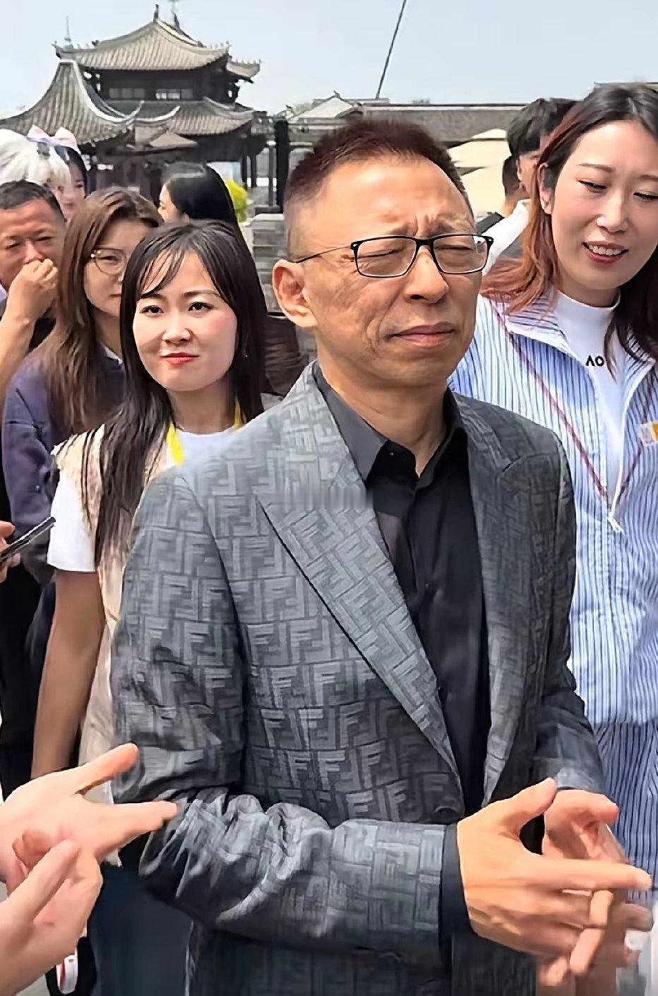 张朝阳现身西安，被问想想什么，他毫不犹豫：肉夹馍 