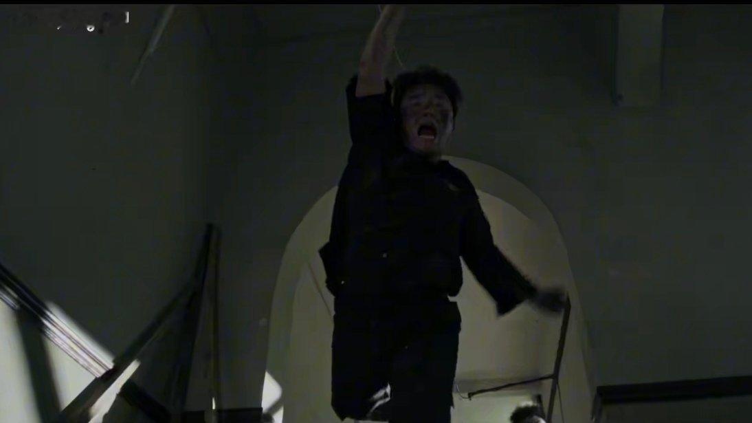 四个兜掏干净也凑不出来一个整的穷剧组是怎么想的呢非得拍末世题材一提到末日丧尸，往