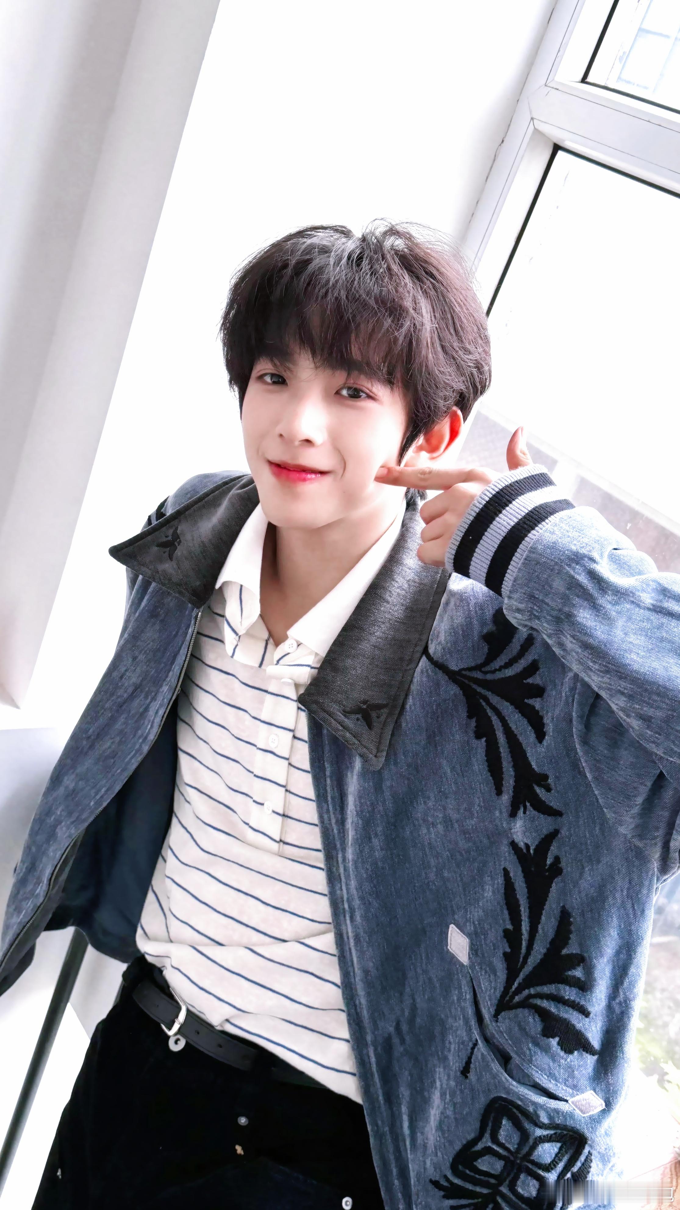 网上说说就算了现实里谁不想戳一下 