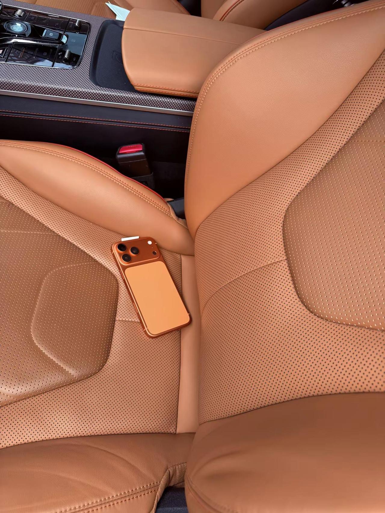 为了配我的车🚗专门换了手机 苹果17 记录精彩瞬间留下美好回忆