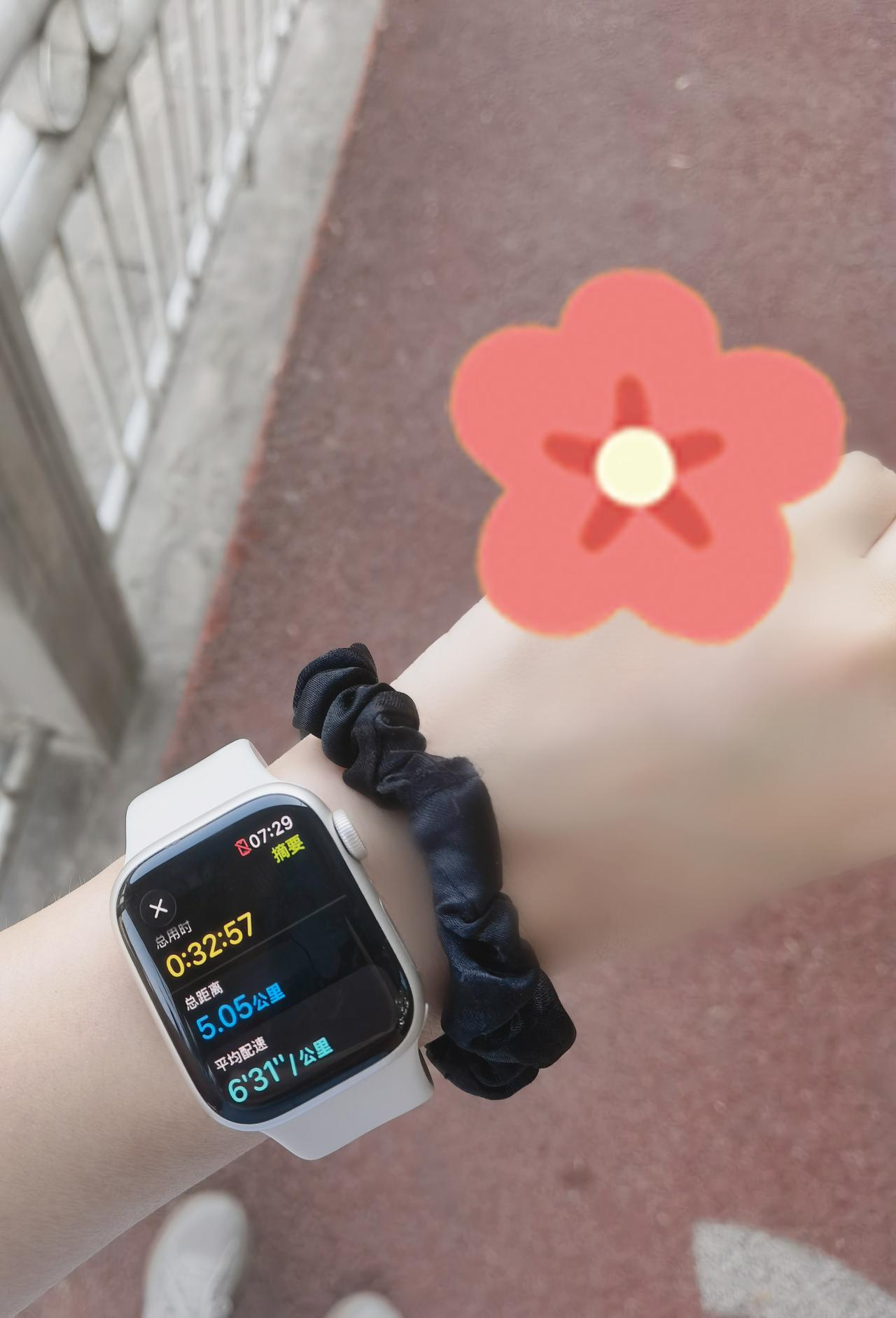 周末翻李叔同的书。弘一法师和福州、闽南几地颇有渊源。以前不能理解，为什么一个翩翩
