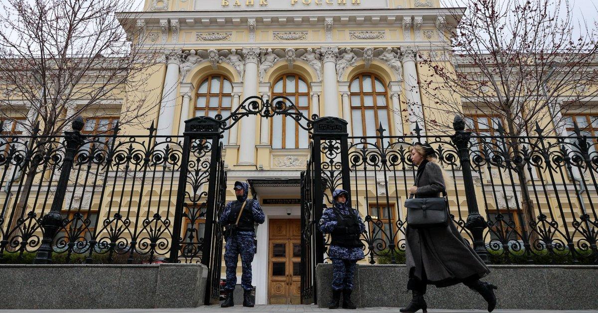 [To learn English]
Russia's central bank