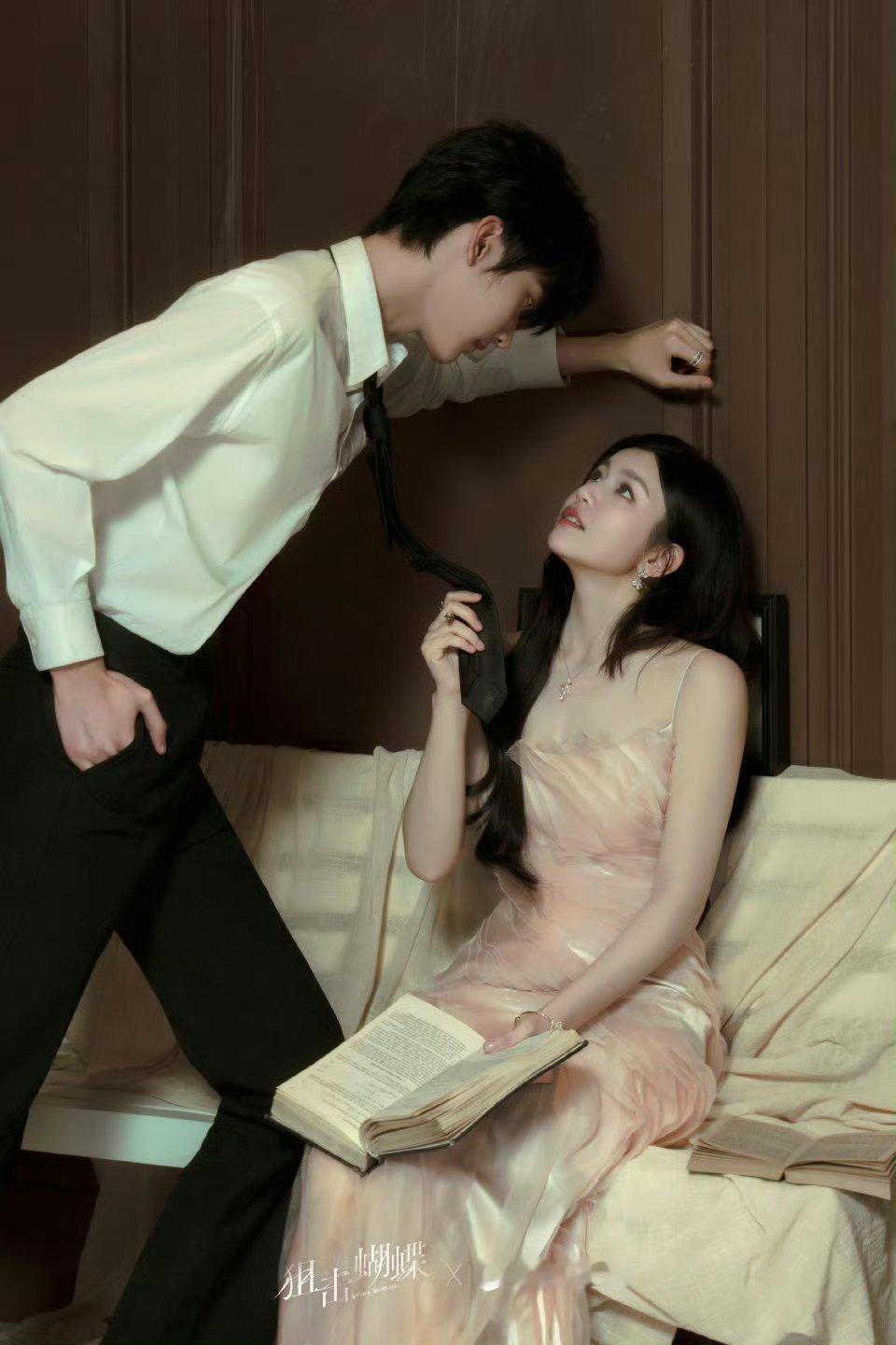 周柯宇的这双手太好看了吧！手控的有福了