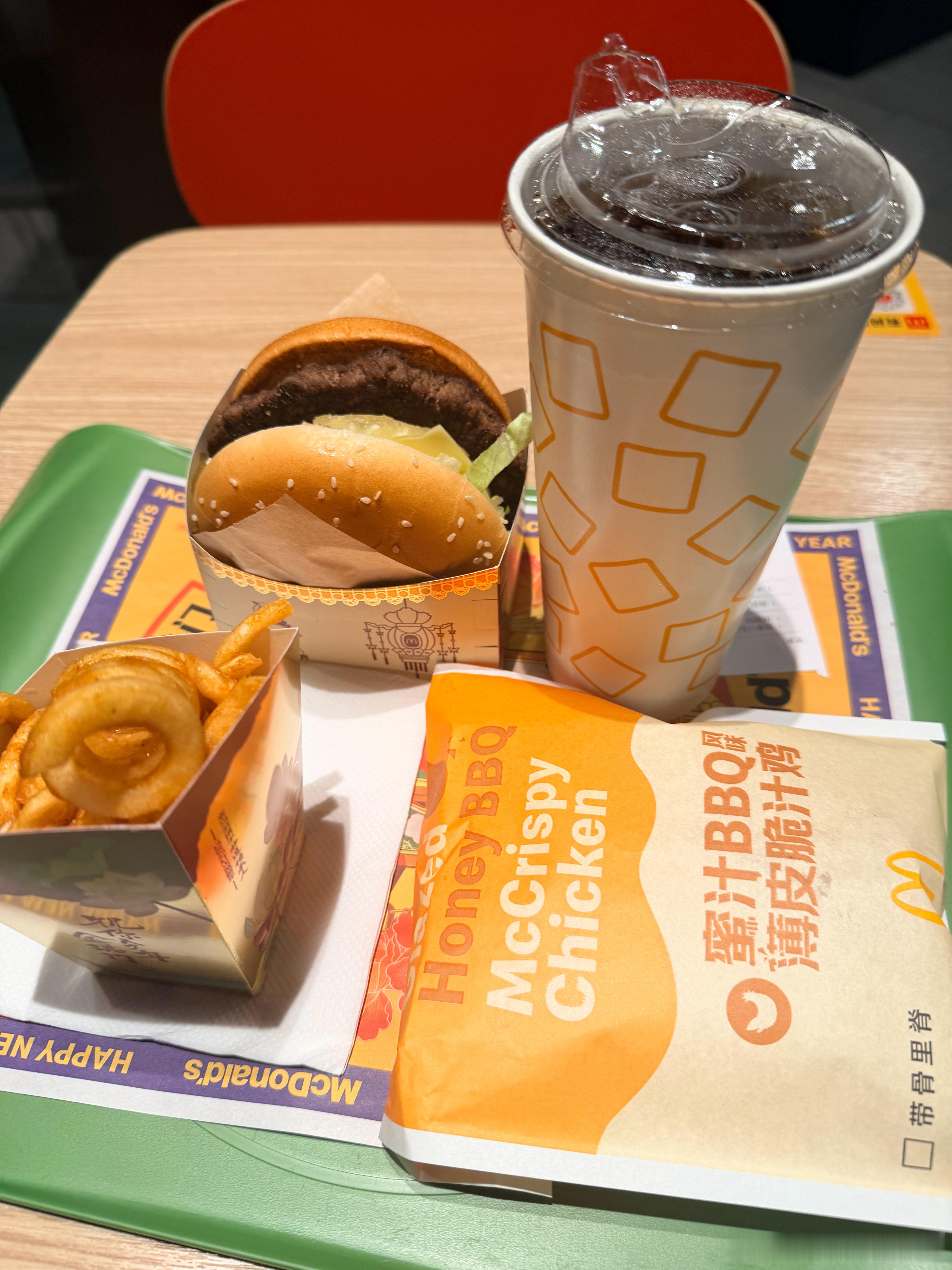 这几天看到俩品牌的辅助驾驶升级完的视频各种都是理想走过必经之坑…真不容易不过看到