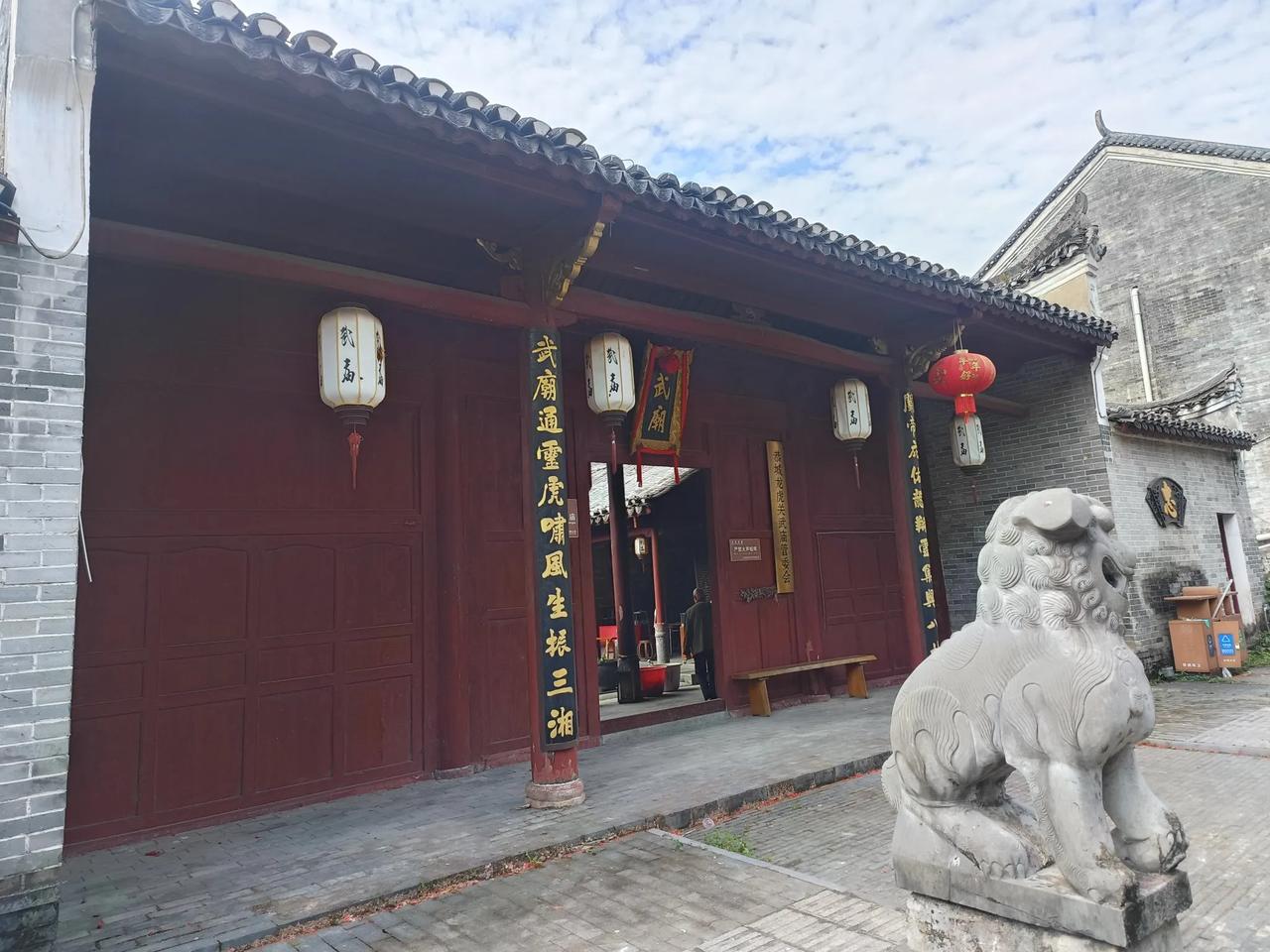 广西湖南交界处的恭城龙虎乡，第一次来，本想逛一下历史上的龙虎关，结果没有老关隘了