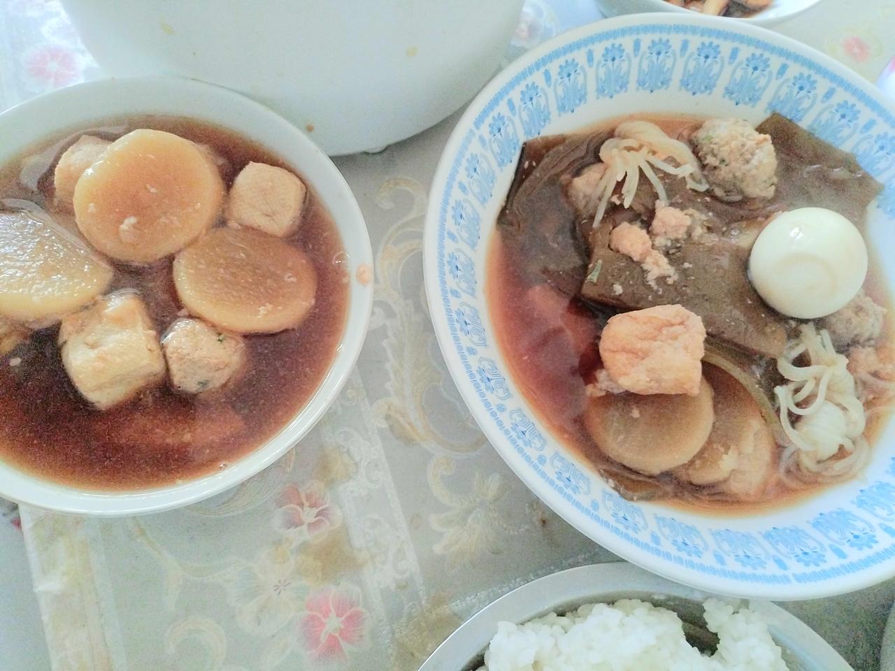 随着冬季的来临，我向大家介绍一种，好吃不贵，营养丰富，老少皆宜的日本料理“关东煮