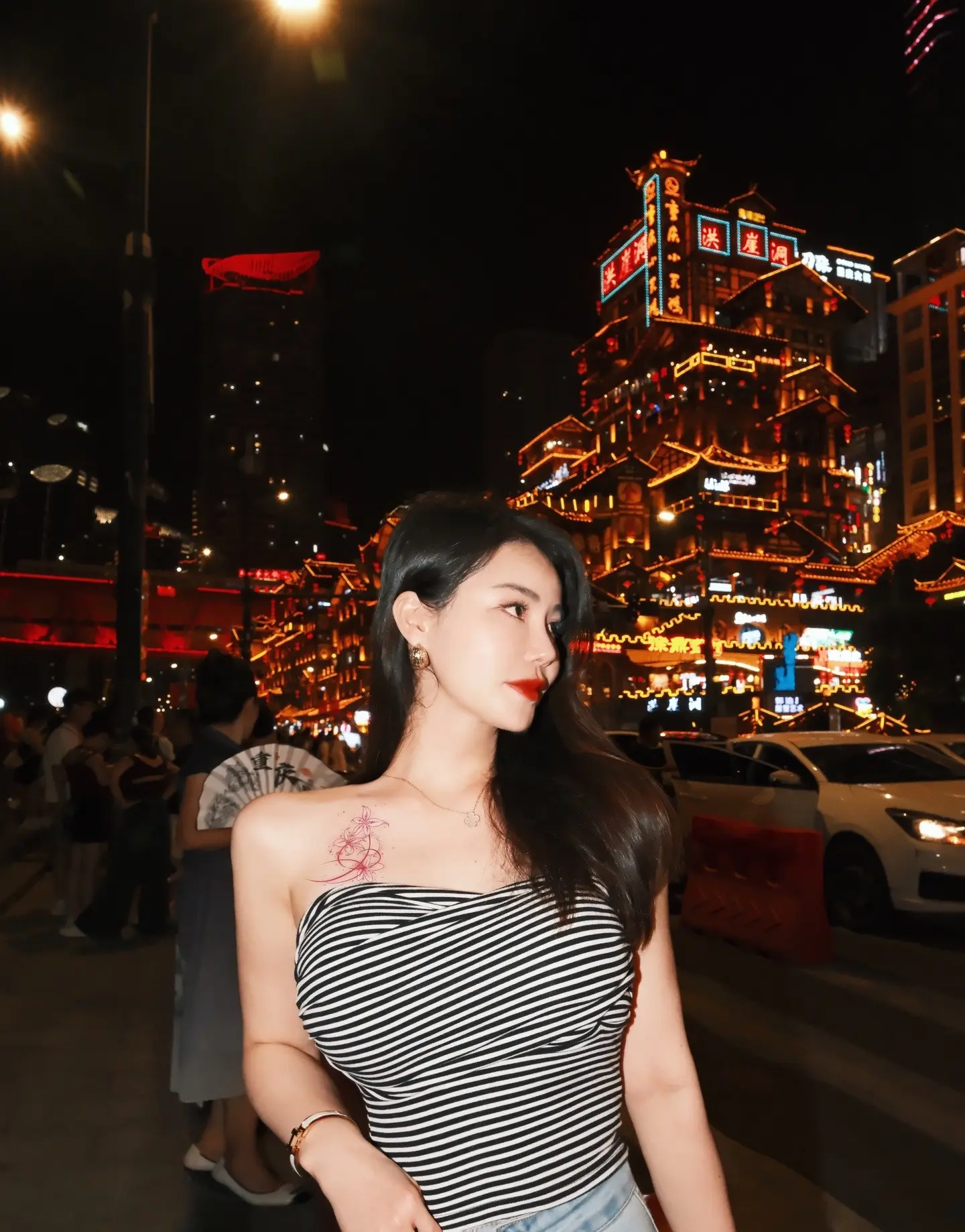 不要爱的太满，不要睡的太晚。