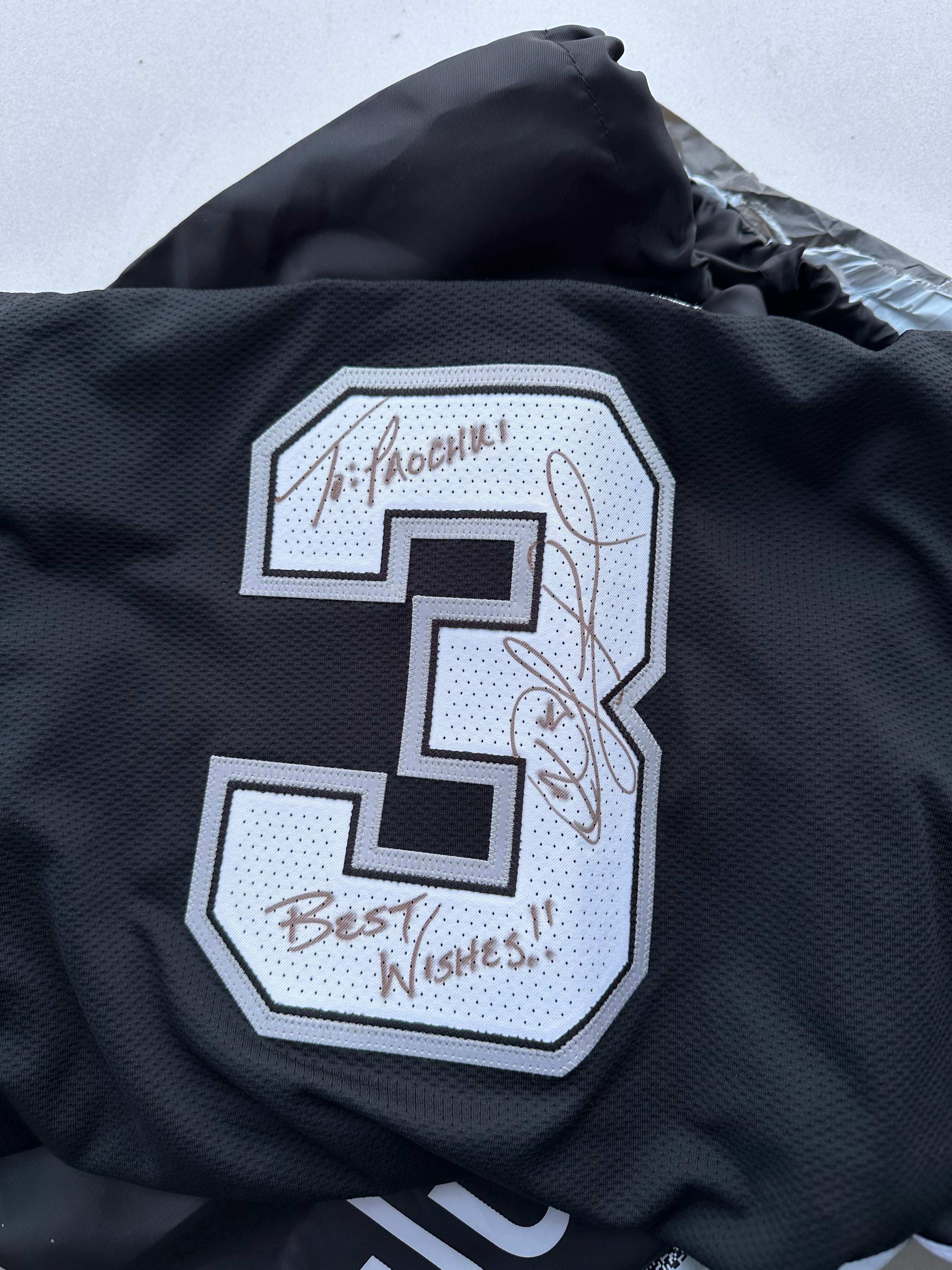 我他妈就知道我这辈子没粉错人！！！保罗竟然找人加急给我送回来了我的篮球青春有老炮