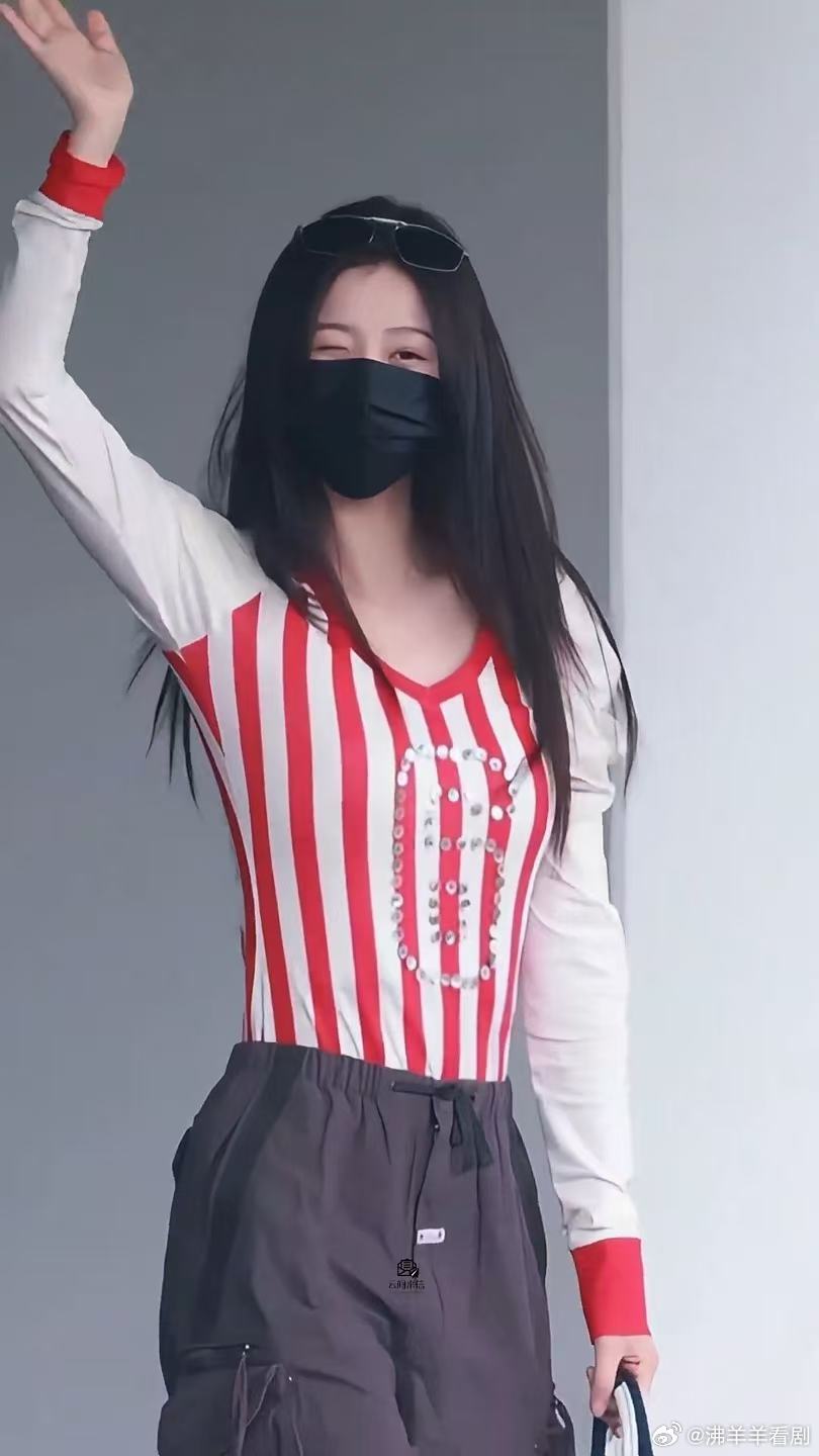 虞书欣出发长沙录综艺看看 ​​​