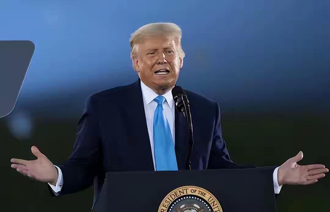特朗普支持率跌至新低，内政溃败下访华或成政治救命稻草
 
2026年4月28日，
